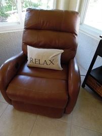 Southern Motion, electric recliner, leather
