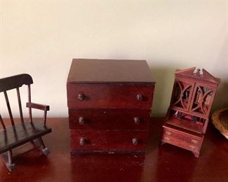 Vintage dollhouse furniture 