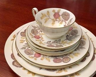 Wedgwood “Lichfield” service for 8 (plus extras)