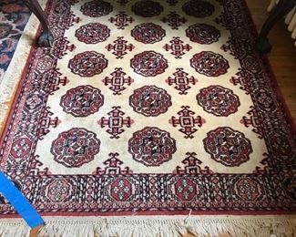 4'3" x 5' 11" area rug