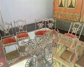 Dollhouse furniture 