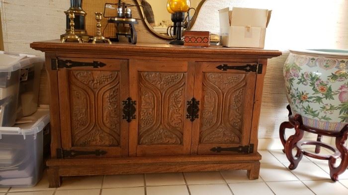 Small carved buffet 