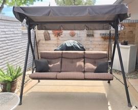 3-person Patio Swing w/ Canopy