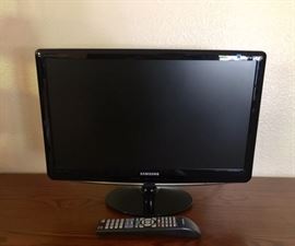 Samsung 19" Smart HDTV