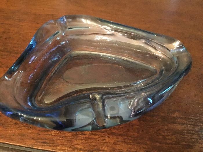 Wonderful mid century ash tray