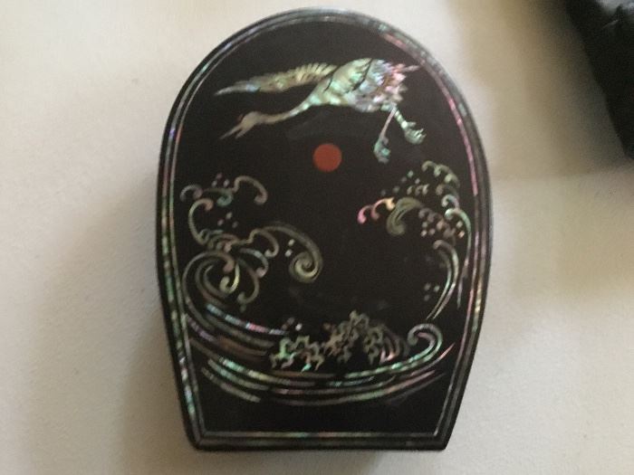 Inlaid box