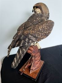 #7 - Giuseppe Armani / Florence Sculture d' Arte "Falconer" #224 sculpture - limited edition 118/3000 hand signed in pencil.