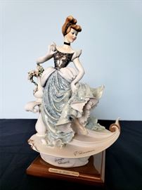 #11 - Giuseppe Armani / Florence Sculture d' Arte "Cinderella" #738 - from Disney's Cinderella. Limited edition 226/500. Hand signed by Giuseppe Armani.