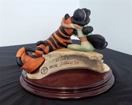 #12 - Giuseppe Armani / Florence Sculture d' Arte "Jasmine and Rajah" #410 - from Disney's Aladdin. Limited edition 1174/1200. Hand signed by Giuseppe Armani.