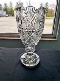 #25 - Waterford Crystal 1997 Waterford Society "Sinclaire" vase #2 - limited edition 272/1000. Signed by designer Jim O'Leary 1998. (1 of 2 in the online auction)