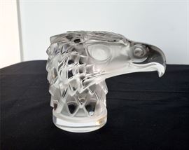 #27 - Lalique "Tête d’Aigle" eagle paperweight.