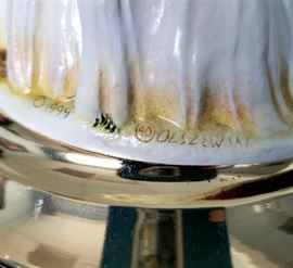 #32 - 1999 Olszewski Studios "Goldilocks and the Three Bears" miniature display. Created by miniatures artist Richard Olszewski.