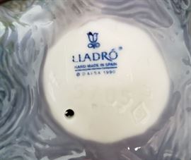 # 19 - Lladro #5785 "Ocean Beauty" mermaid figurine