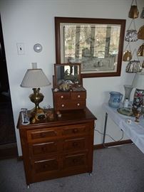 Lamp & Chest of Drawers