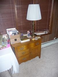 Lamp & Chest