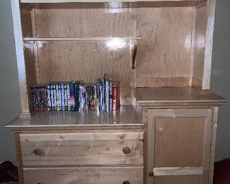 Solid wood bureau with hutch top