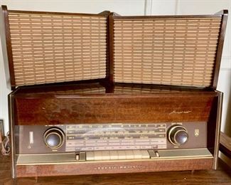 Grundig - Majestic, Stereo Radio