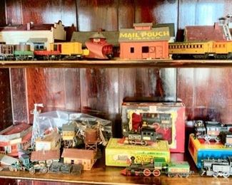 Paper Mache, Plastic, Etc., Scenery for Train Sets