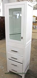 NEW Contemporary 1 Door 3 Drawer White Cabinet
Located Inside – Auction Estimate $100-$200