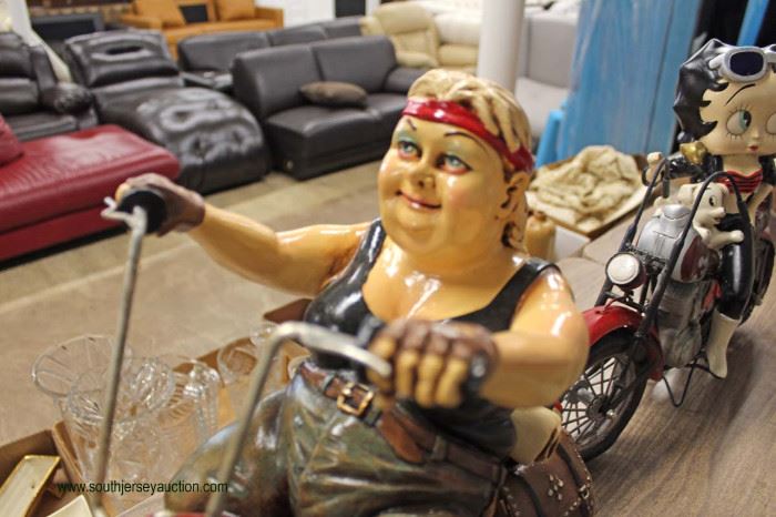 Selection of COOL Decorator Betty Boob and other on Cycle
Located Inside – Auction Estimate $20-$50