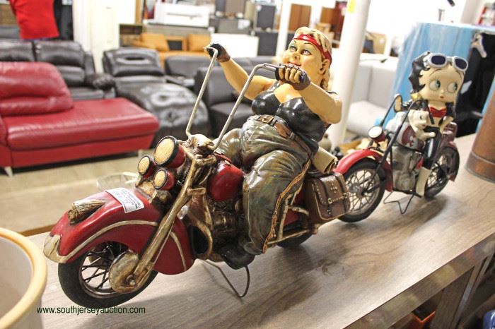 Selection of COOL Decorator Betty Boob and other on Cycle
Located Inside – Auction Estimate $20-$50