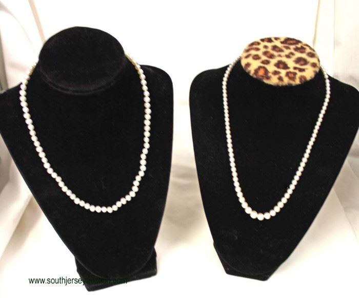 Selection of Marked 14 Karat Gold Clasp Pearl Necklaces
Auction Estimate $200-$500 – Located Inside