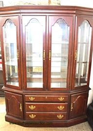 9 Piece “American Drew Furniture” SOLID Cherry Queen Anne Dining Room Set with 2 Leaves
Auction Estimate $300-$600 – Located Inside
