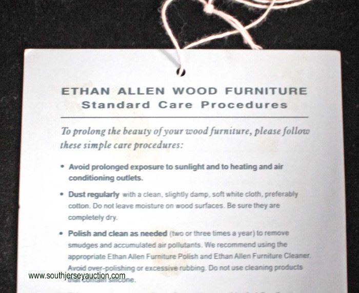 Decorator “Ethan Allen Furniture” Mahogany Base Lift Top Stand
Auction Estimate $100-$200 – Located Inside