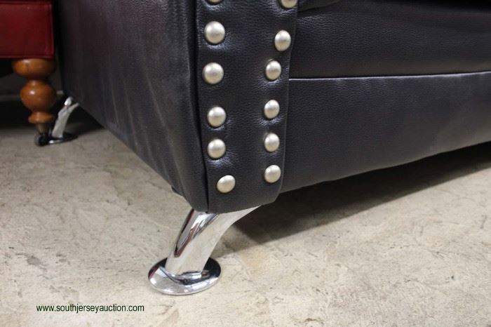 NEW VERY COOL Contemporary Black Leather Monogram “NY” Sofa
Auction Estimate $300-$600 – Located Inside