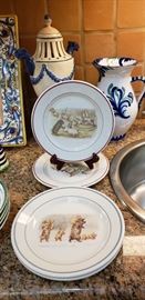Homer Laughlin plate set, vintage plates