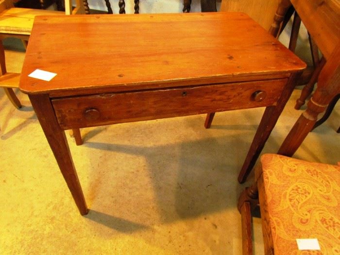 Early work table, small, with one drawer