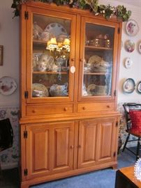glass door hutch