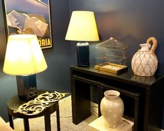 All sorts of cool decor!