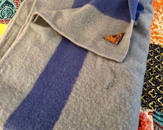Early's Witney Point Wool Blanket
