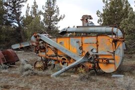 1930's Allis Chalmers thresher