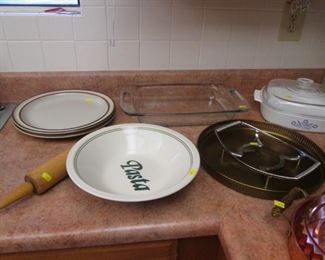 Corning Ware & Pyrex