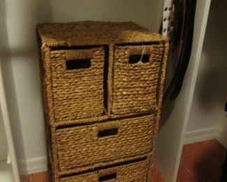 2-Matching Storage Units with Baskets