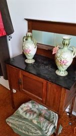 Washstand vases