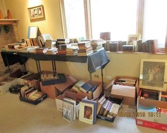 BOOKS, VHS, CASSETTES, VINYL, 45'S, POSTERS, MCM ART PRINTS