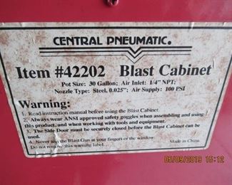 BLAST CABINET