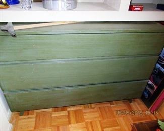 RWAY DRESSER