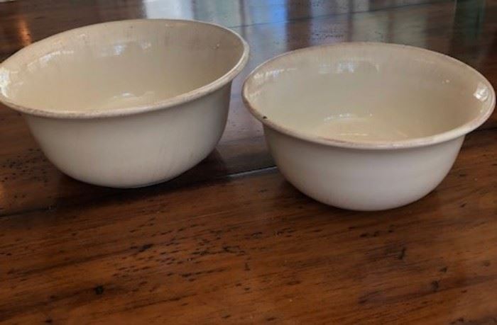 tan bowls