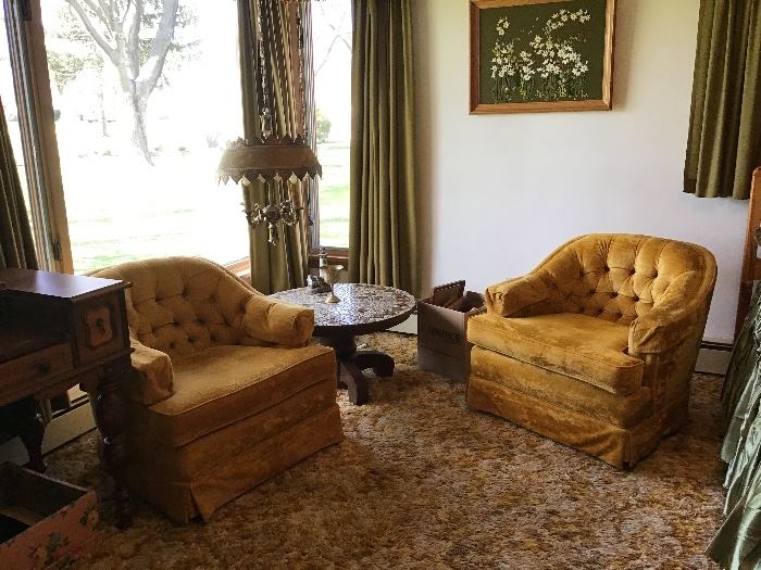 Good condition,1960s gold velvet chairs ,hanging gothic lamp,original velvet shade