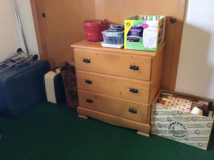 3 drawer maple chest