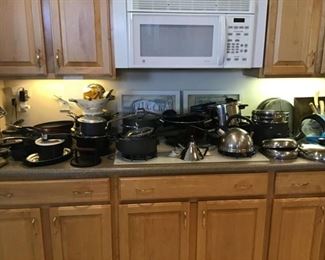 Pot & Pans & Cookware
