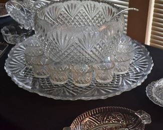 Beautiful and Very Large Vintage Pineapple Style  Punch Bowl Set!