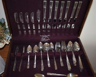 Gorgeous Prestige Pattern Silver in its Original Silverware Box