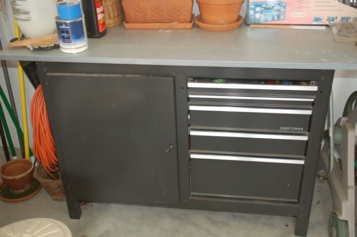 Craftsman steel work bench