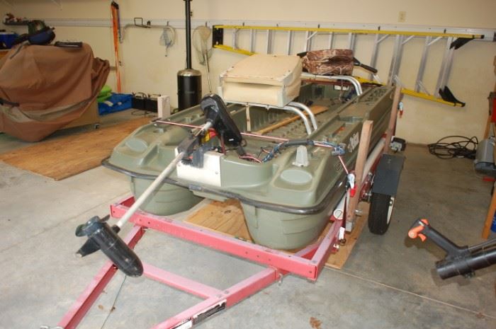 Front view, two trolling motors