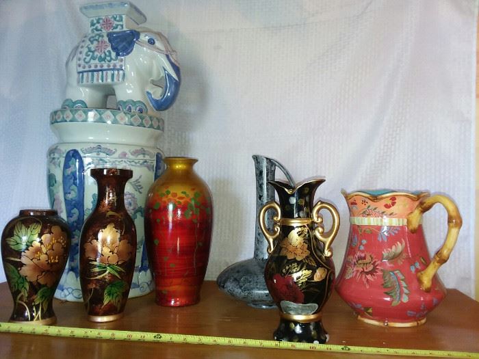 Vases      https://ctbids.com/#!/description/share/136955